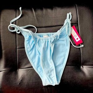 baby blue bikini🫧🦋